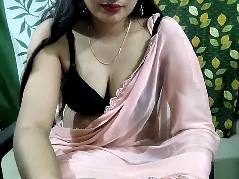 Snapshot of Aarvi_Arora chatting on 02/04/25, 02:53 Aarvi Arora online show from 02/04/25, 02:53