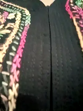 Snapshot of Beautyy38 chatting on 10/27/25, 03:16 Beautyy38 online show from 10/27/25, 03:16