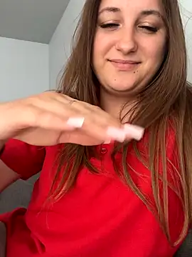 Strawberryyyyik online show from 09/16/25, 11:00