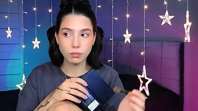 Snapshot of Stacy_Gonzales_ chatting on 10/15/25, 10:15 Stacy Gonzales online show from 10/15/25, 10:15