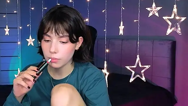 Snapshot of Stacy_Gonzales_ chatting on 10/28/25, 11:58 Stacy Gonzales online show from 10/28/25, 11:58