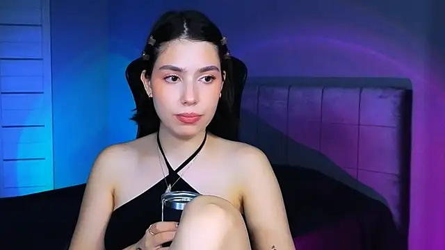 Snapshot of Stacy_Gonzales_ chatting on 11/18/25, 09:58 Stacy Gonzales online show from 11/18/25, 09:58