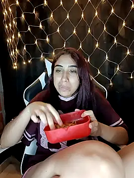 Snapshot of ifeelverywet_andhot chatting on 11/12/25, 04:46 ifeelverywet andhot online show from 11/12/25, 04:46