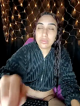 Snapshot of ifeelverywet_andhot chatting on 11/15/25, 06:00 ifeelverywet andhot online show from 11/15/25, 06:00