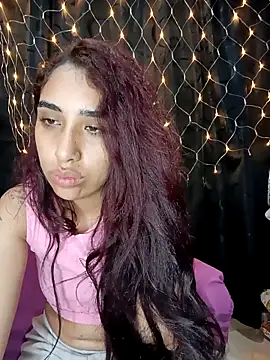 Snapshot of ifeelverywet_andhot chatting on 11/17/25, 06:08 ifeelverywet andhot online show from 11/17/25, 06:08