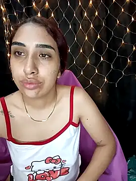 Snapshot of ifeelverywet_andhot chatting on 11/18/25, 06:18 ifeelverywet andhot online show from 11/18/25, 06:18