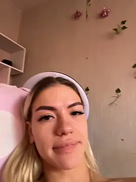 -Sexy Barbie- online show from 11/12/25, 03:29