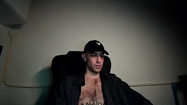 Snapshot of mikealcorleone chatting on 02/24/25, 04:15 mikealcorleone online show from 02/24/25, 04:15