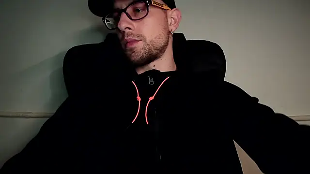 Snapshot of mikealcorleone chatting on 03/07/25, 11:16 mikealcorleone online show from 03/07/25, 11:16