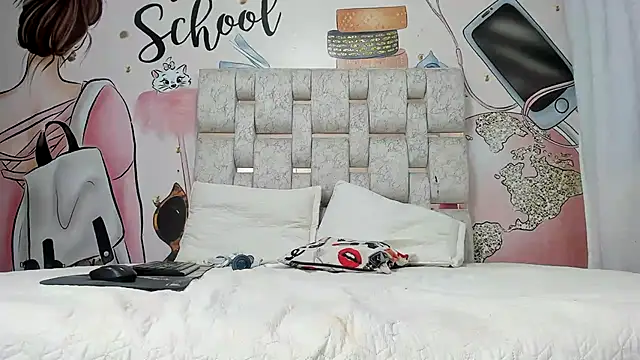 KOURTNEY-- online show from 01/13/25, 04:28