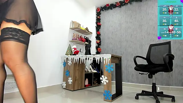 Ella Pride1 online show from 12/12/24, 08:43