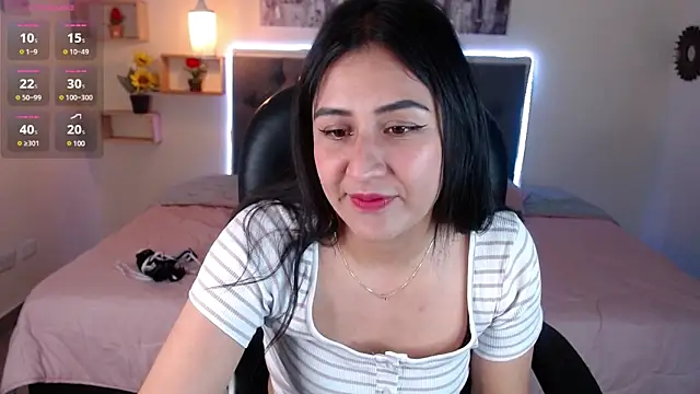 Snapshot of mia_aira chatting on 12/27/24, 08:28 mia aira online show from 12/27/24, 08:28