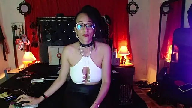 Snapshot of SamaraMartinez chatting on 10/11/25, 09:24 SamaraMartinez online show from 10/11/25, 09:24