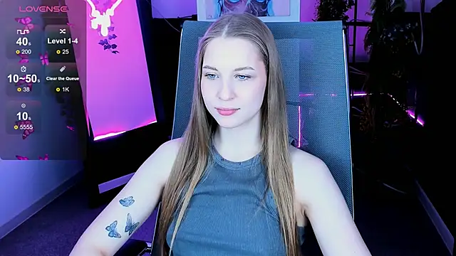 CuteMousee online show from 10/21/25, 10:38