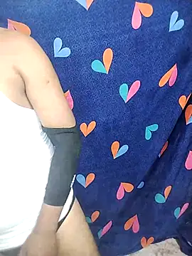 Snapshot of Priya-bhabi012 chatting on 02/15/25, 04:23 Priya-bhabi012 online show from 02/15/25, 04:23