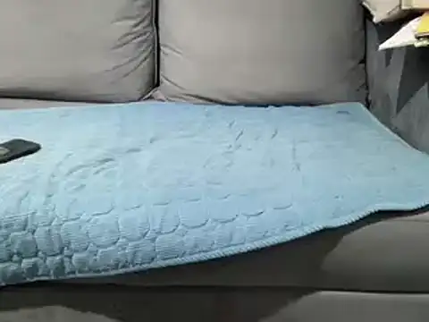 Snapshot of 4small4inchlol chatting on 03/06/25, 11:42 4small4inchlol online show from 03/06/25, 11:42