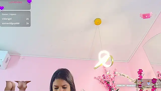 Snapshot of almendraevans chatting on 03/18/25, 03:10 almendraevans online show from 03/18/25, 03:10