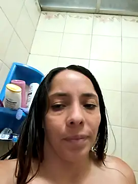 KatyLizz online show from 10/10/25, 06:29