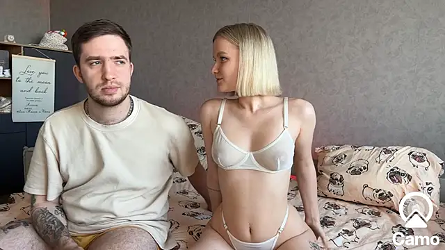 Snapshot of Adelovenick chatting on 12/07/24, 11:18 Adelovenick online show from 12/07/24, 11:18