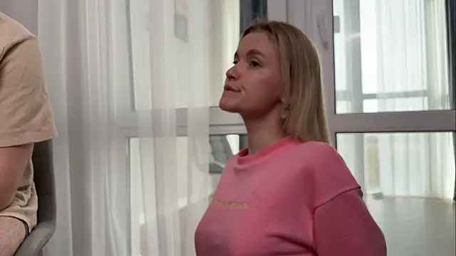 Snapshot of Adelovenick chatting on 03/15/25, 08:48 Adelovenick online show from 03/15/25, 08:48