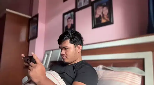 rasbari22 online show from 02/07/25, 09:16