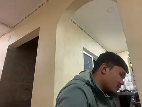 rasbari22 online show from 11/17/25, 08:36