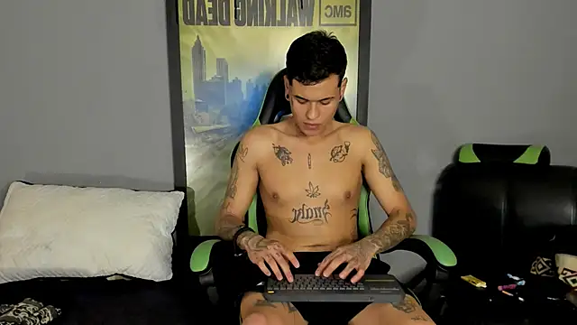 Snapshot of jamesinked_ chatting on 03/17/25, 03:36 jamesinked online show from 03/17/25, 03:36