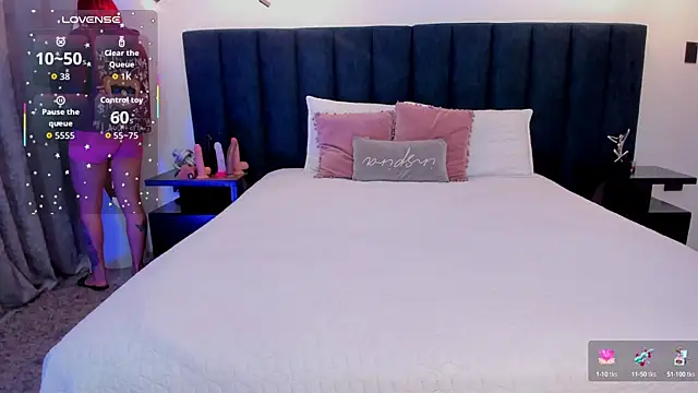 susyy7 online show from 10/17/25, 03:42