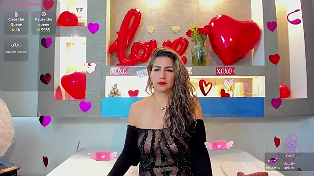 Snapshot of Cinthya_mjs chatting on 02/17/25, 12:27 Cinthya mjs online show from 02/17/25, 12:27