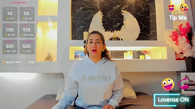 Snapshot of Cinthya_mjs chatting on 09/09/25, 12:15 Cinthya mjs online show from 09/09/25, 12:15