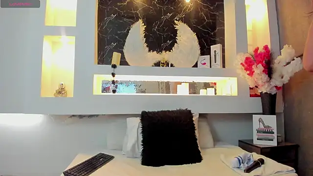 Snapshot of Cinthya_mjs chatting on 10/09/25, 12:36 Cinthya mjs online show from 10/09/25, 12:36