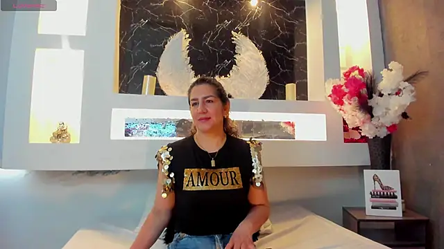 Snapshot of Cinthya_mjs chatting on 10/18/25, 12:28 Cinthya mjs online show from 10/18/25, 12:28