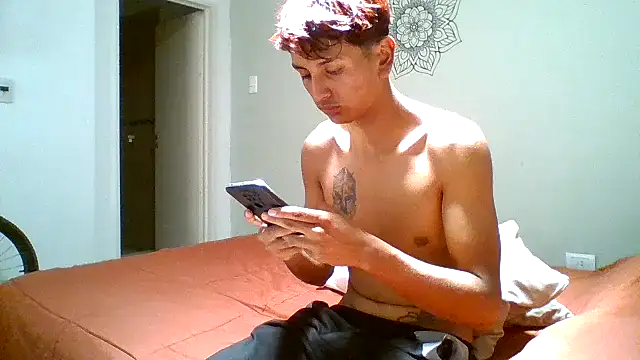 Snapshot of teendotados chatting on 01/16/25, 03:56 teendotados online show from 01/16/25, 03:56