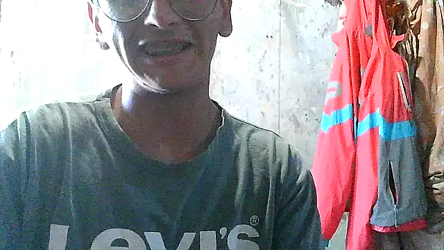 Snapshot of teendotados chatting on 10/15/25, 09:15 teendotados online show from 10/15/25, 09:15