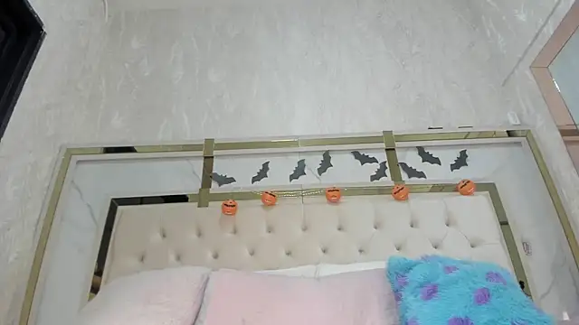 Snapshot of Victoriaa_millers chatting on 10/16/25, 07:26 Victoriaa millers online show from 10/16/25, 07:26