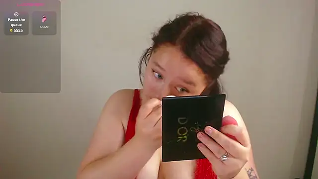 Snapshot of megan_owo chatting on 12/22/24, 05:34 megan owo online show from 12/22/24, 05:34