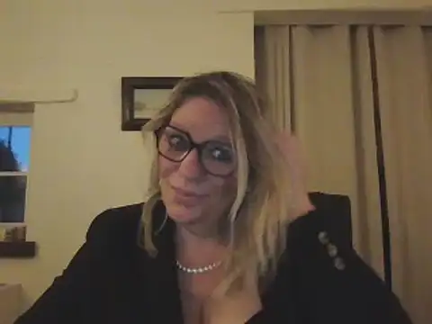 Snapshot of Silkesquirt chatting on 01/10/25, 07:14 Silkesquirt online show from 01/10/25, 07:14