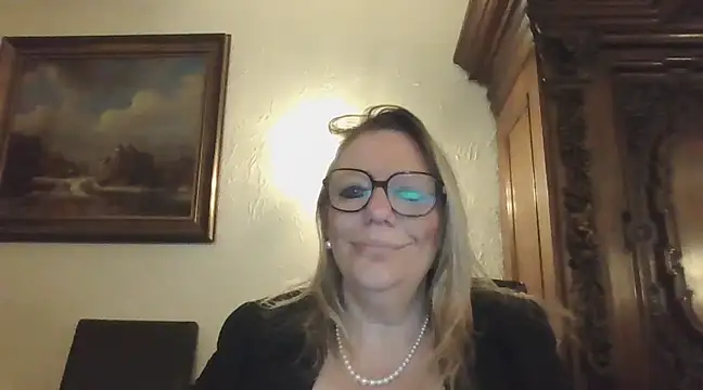 Snapshot of Silkesquirt chatting on 01/21/25, 07:04 Silkesquirt online show from 01/21/25, 07:04