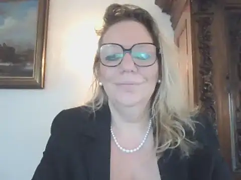 Snapshot of Silkesquirt chatting on 02/06/25, 08:50 Silkesquirt online show from 02/06/25, 08:50