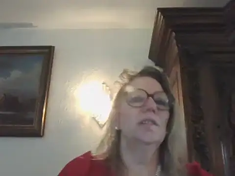 Snapshot of Silkesquirt chatting on 02/07/25, 10:29 Silkesquirt online show from 02/07/25, 10:29