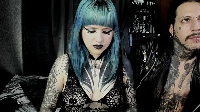 Snapshot of DimmuandDarkness chatting on 02/15/25, 06:44 DimmuandDarkness online show from 02/15/25, 06:44