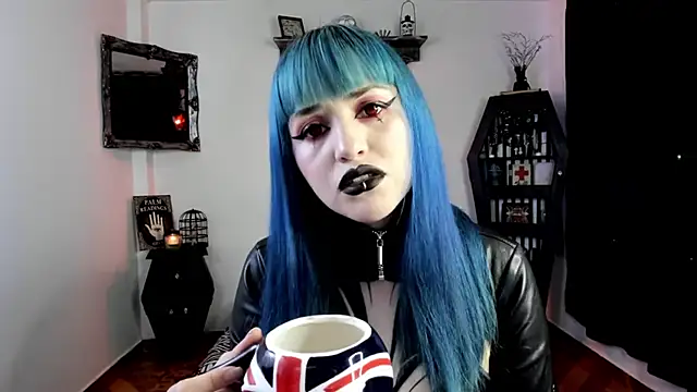 Snapshot of DimmuandDarkness chatting on 10/04/25, 04:54 DimmuandDarkness online show from 10/04/25, 04:54