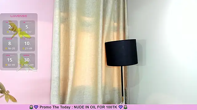 Snapshot of _nina_sweet chatting on 01/09/25, 03:23 nina sweet online show from 01/09/25, 03:23