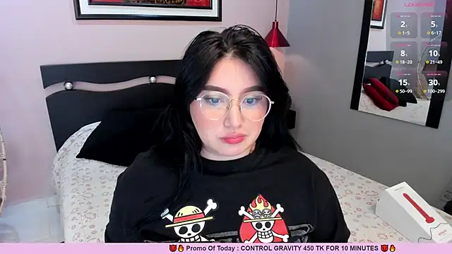 Snapshot of _nina_sweet chatting on 03/15/25, 06:10 nina sweet online show from 03/15/25, 06:10