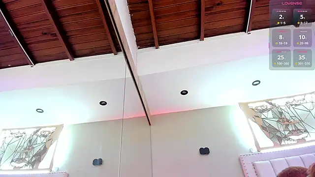 Snapshot of _nina_sweet chatting on 10/25/25, 01:18 nina sweet online show from 10/25/25, 01:18