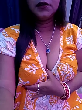 Snapshot of ella_mariya chatting on 10/07/25, 09:50 ella mariya online show from 10/07/25, 09:50