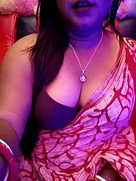 Snapshot of ella_mariya chatting on 10/11/25, 10:19 ella mariya online show from 10/11/25, 10:19