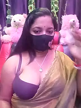 Snapshot of ella_mariya chatting on 10/12/25, 05:34 ella mariya online show from 10/12/25, 05:34