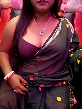 Snapshot of ella_mariya chatting on 10/16/25, 10:05 ella mariya online show from 10/16/25, 10:05