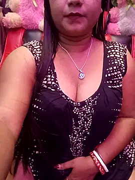 Snapshot of ella_mariya chatting on 10/20/25, 06:58 ella mariya online show from 10/20/25, 06:58